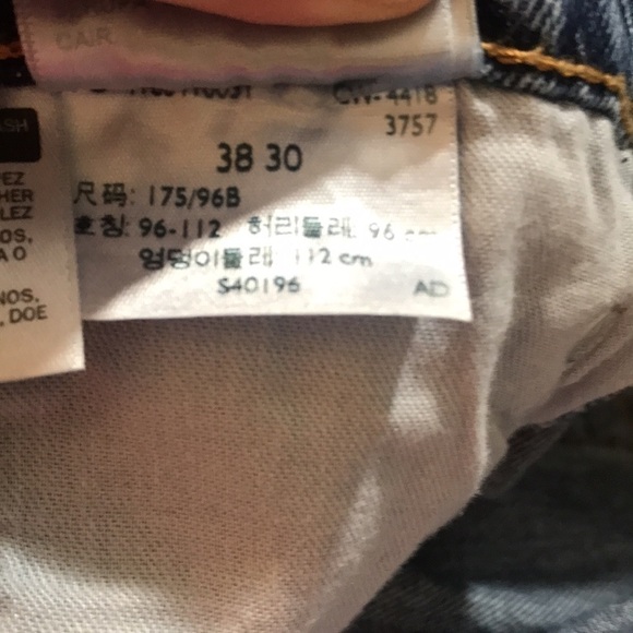 Levi’s 541 Athletic Tapered Leg Medium Wash Busted Knee Jeans size 38x30 - Picture 11 of 11